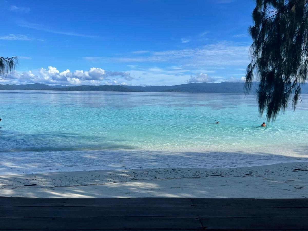 Wai Resort - Raja Ampat Pulau Birie Buitenkant foto