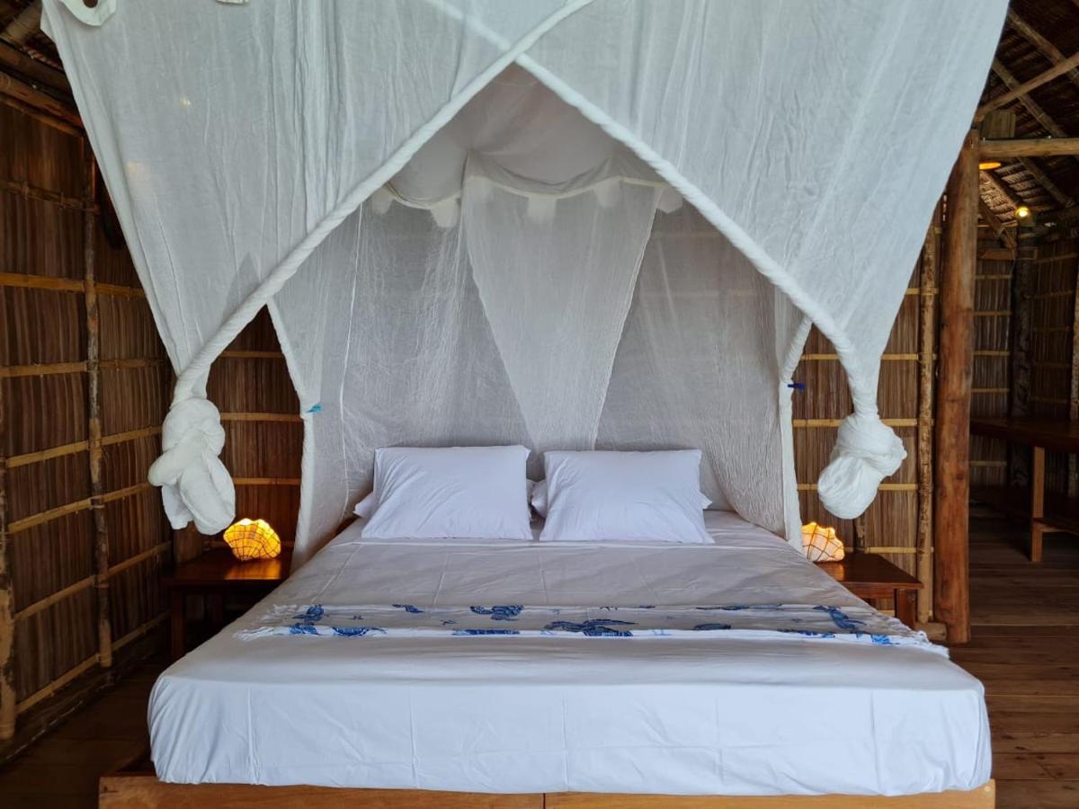 Wai Resort - Raja Ampat Pulau Birie Buitenkant foto