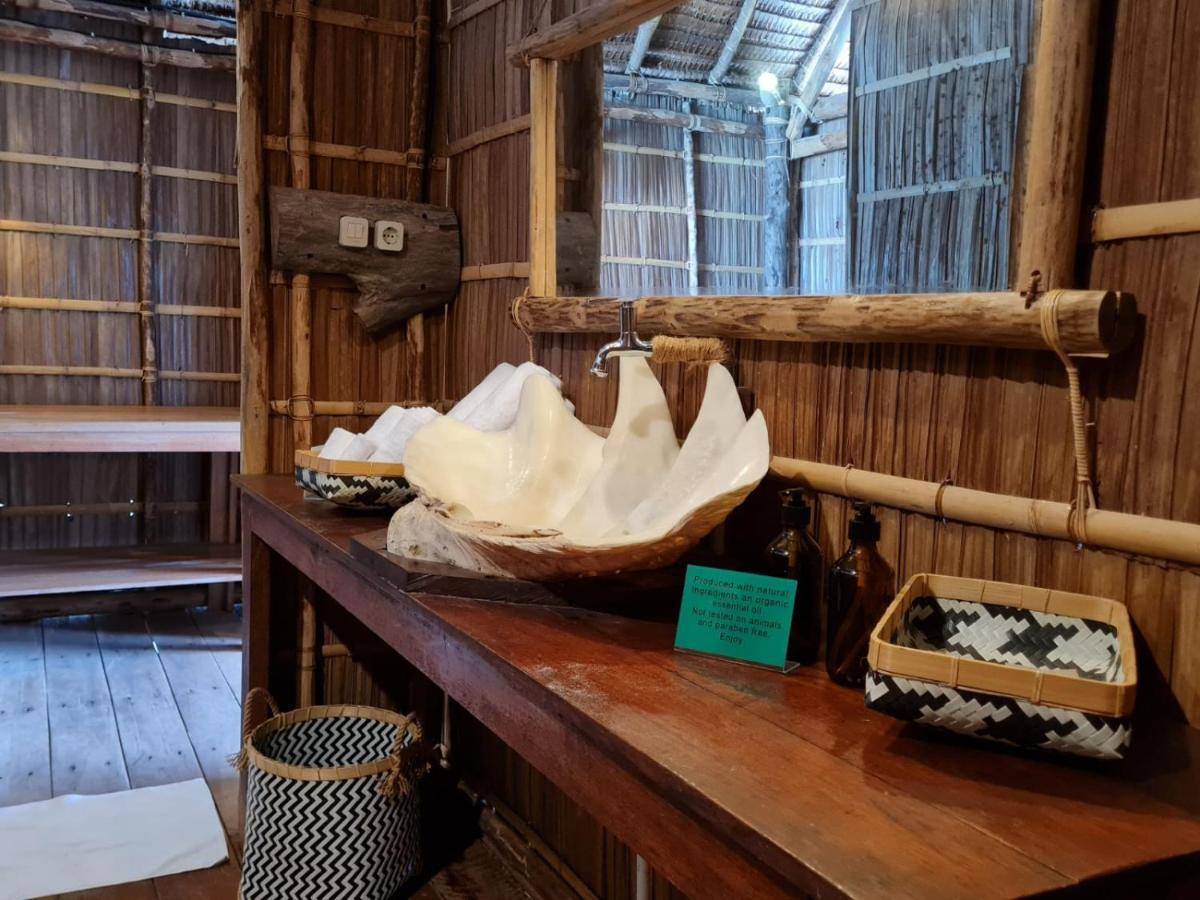 Wai Resort - Raja Ampat Pulau Birie Buitenkant foto