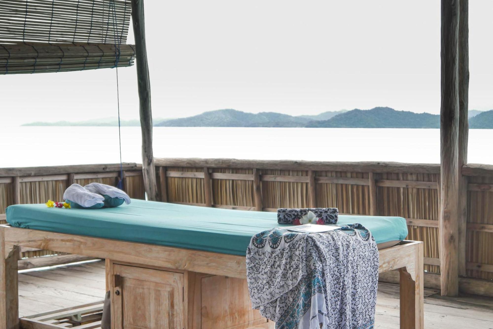 Wai Resort - Raja Ampat Pulau Birie Buitenkant foto